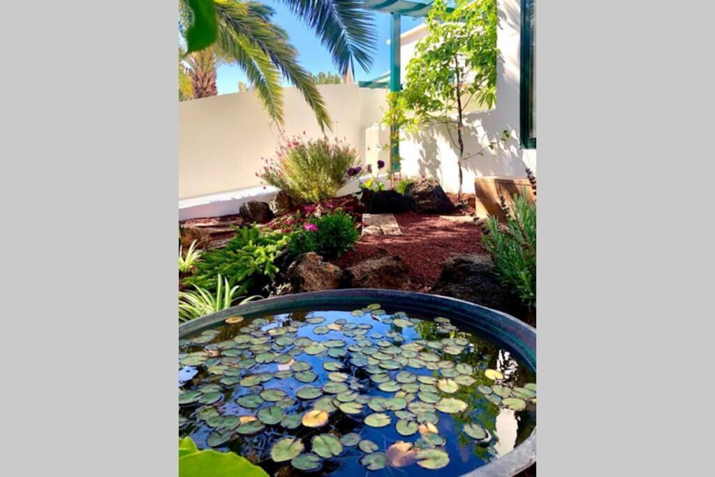 Unique, Stylish & Calm El Estanque By The Sea, Adults Only Villa Costa Teguise Exterior foto