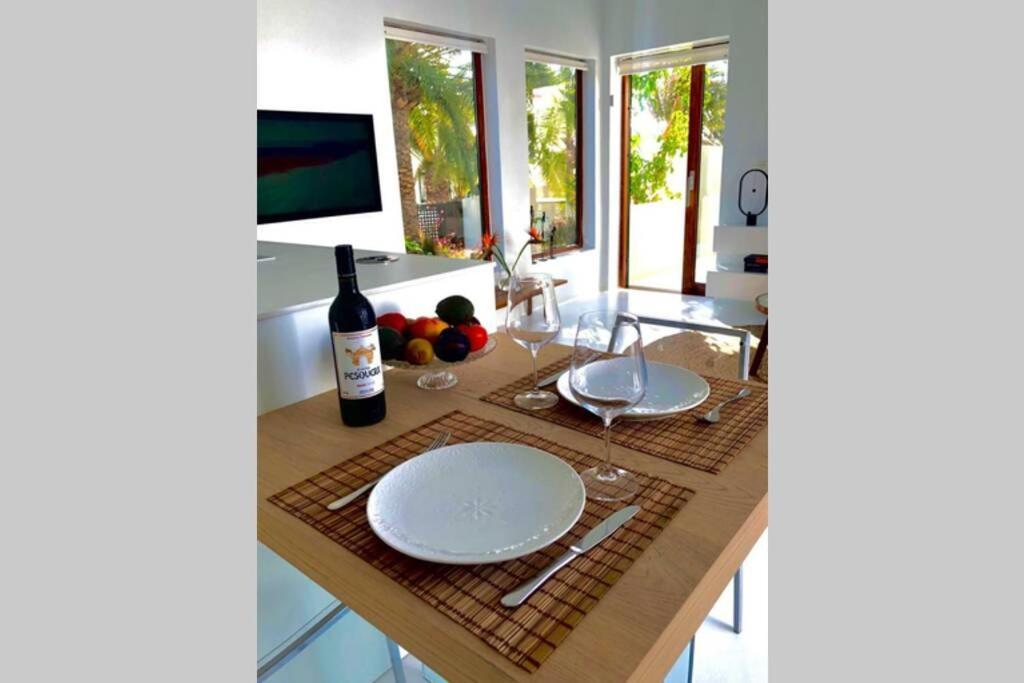 Unique, Stylish & Calm El Estanque By The Sea, Adults Only Villa Costa Teguise Exterior foto