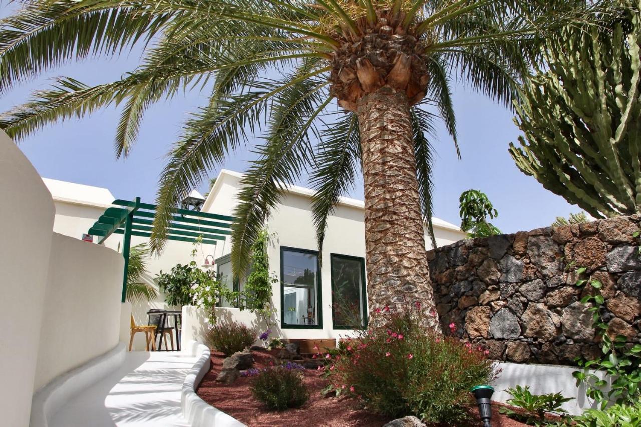 Unique, Stylish & Calm El Estanque By The Sea, Adults Only Villa Costa Teguise Exterior foto